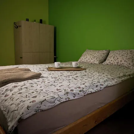 Heynow Rooms, Apartments And Hostel In City Center-3